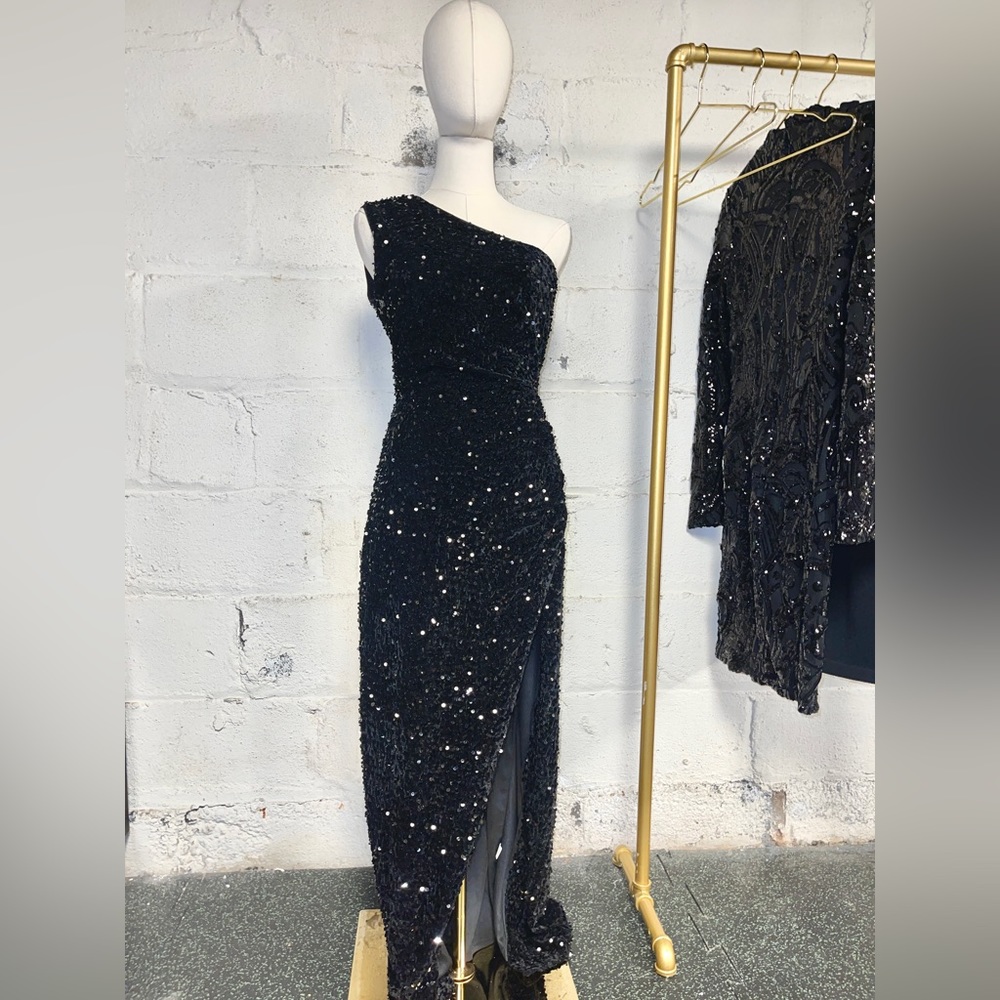 -SOLD- Eve Extravaganza Dress